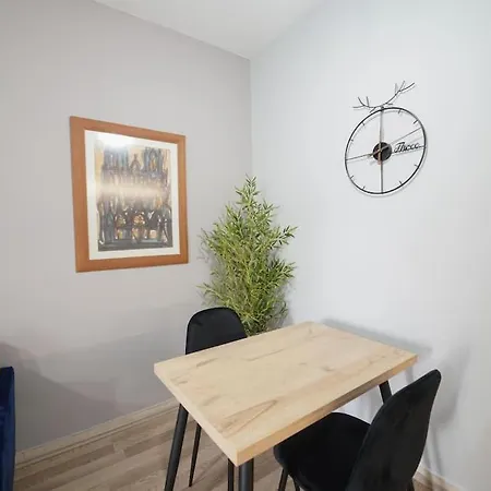 22°bs *pazari View * Tirana
