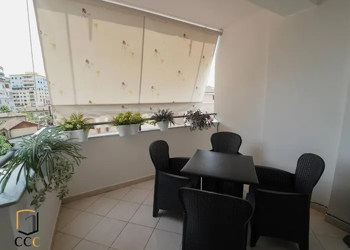 22°bs *pazari View Тирана