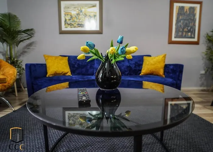 22°bs *pazari View Тирана