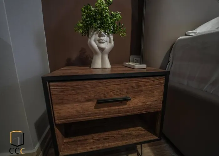 22°bs *pazari View * Tirana